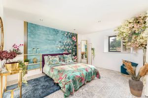 Photo 17- click for photo gallery